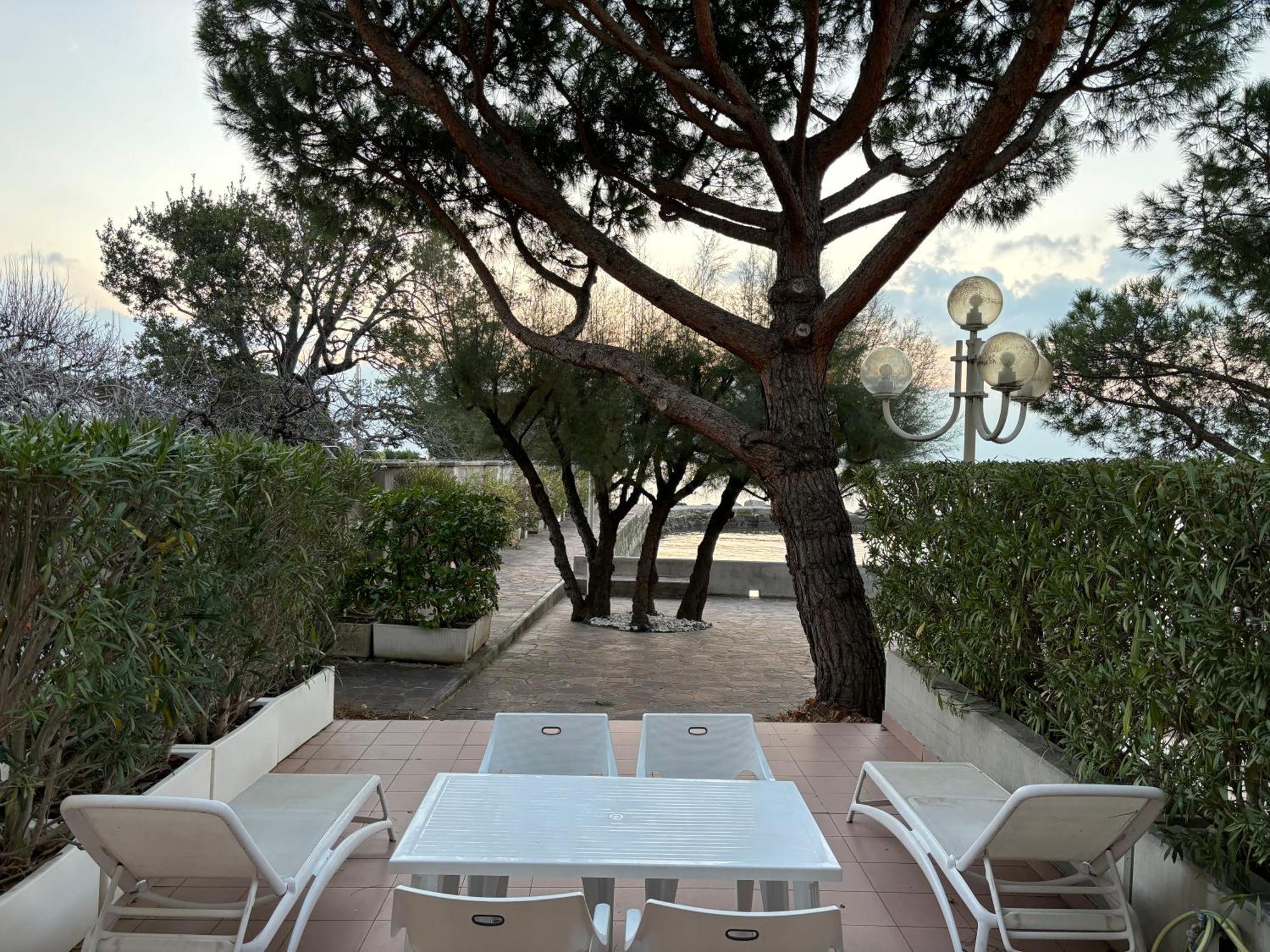 Amedeo'S Sea House Apartment Triest Exterior foto
