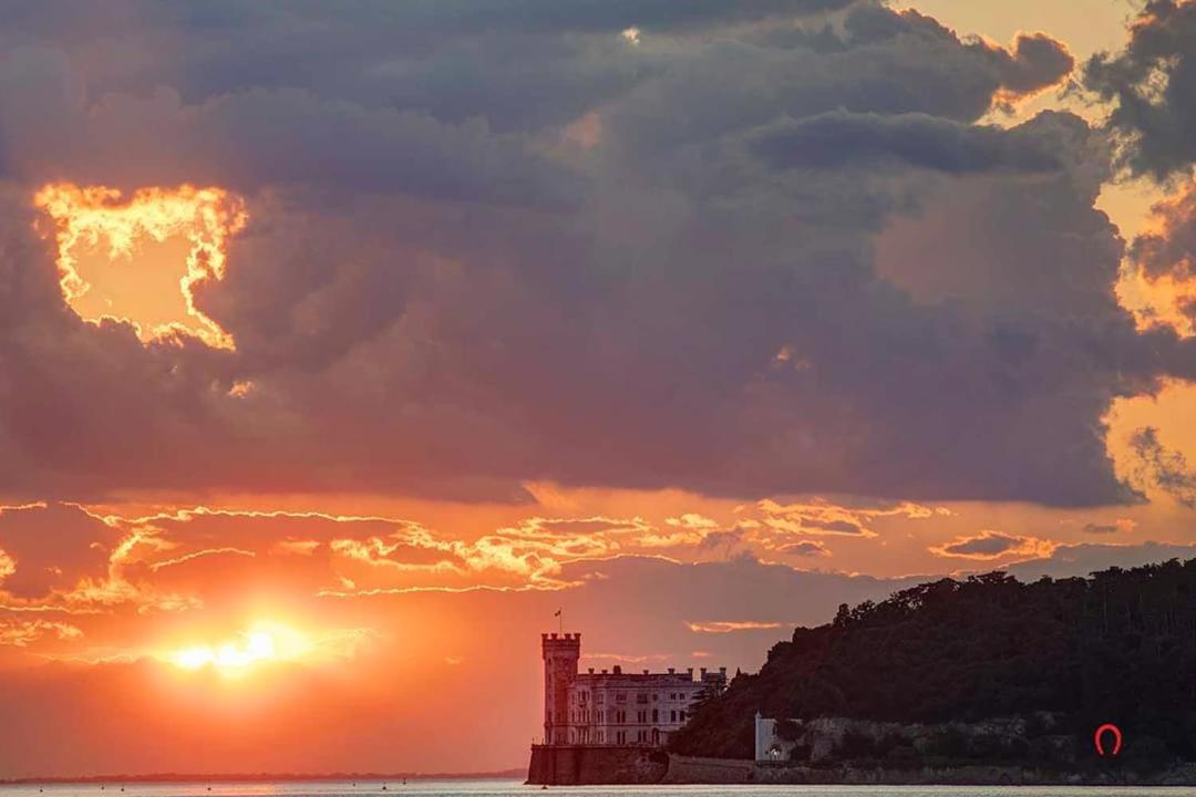 Amedeo'S Sea House Apartment Triest Exterior foto